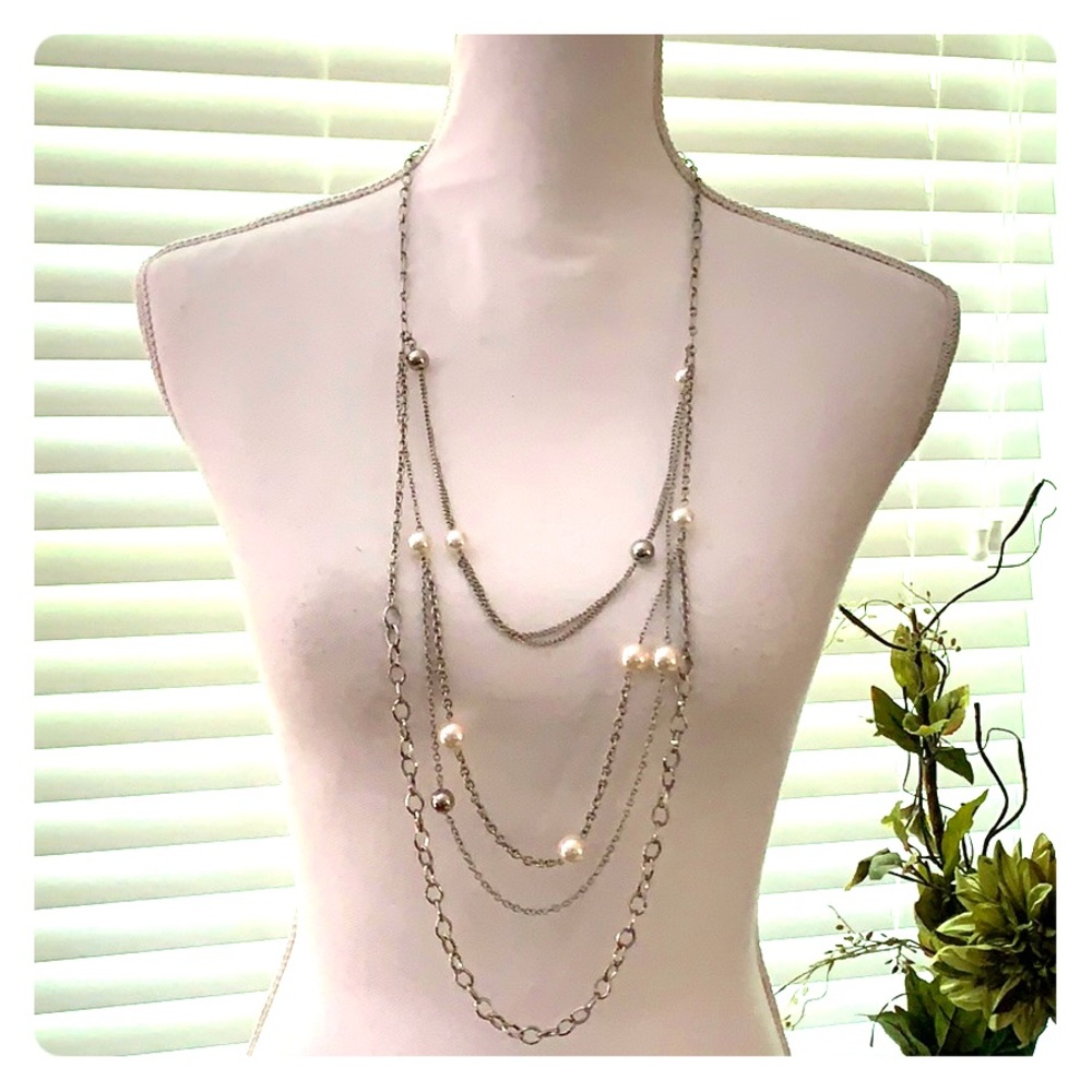 Premier Designs pearl silver ball necklace